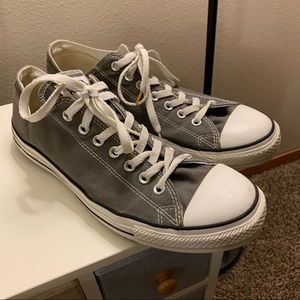 Men’s converse low tops